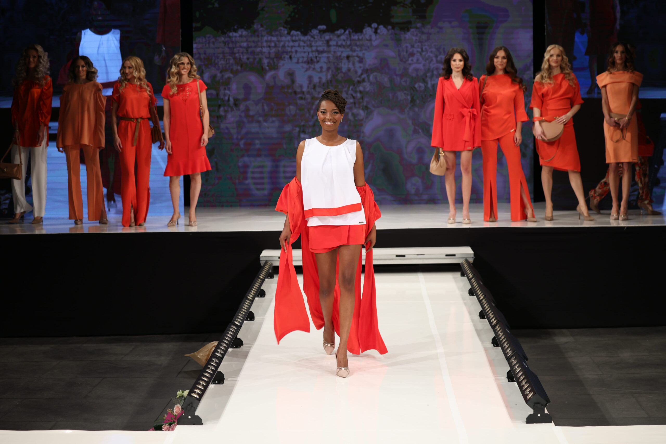 Lýdia Eckhardt Fashion show - Križovatky