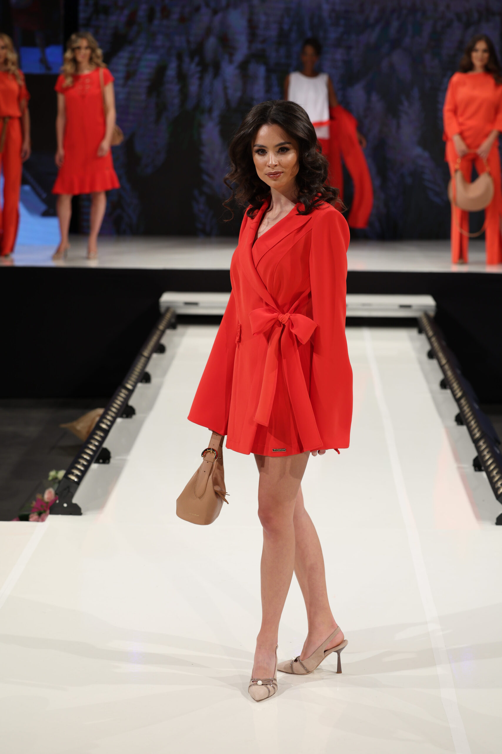 Lýdia Eckhardt Fashion show - Križovatky