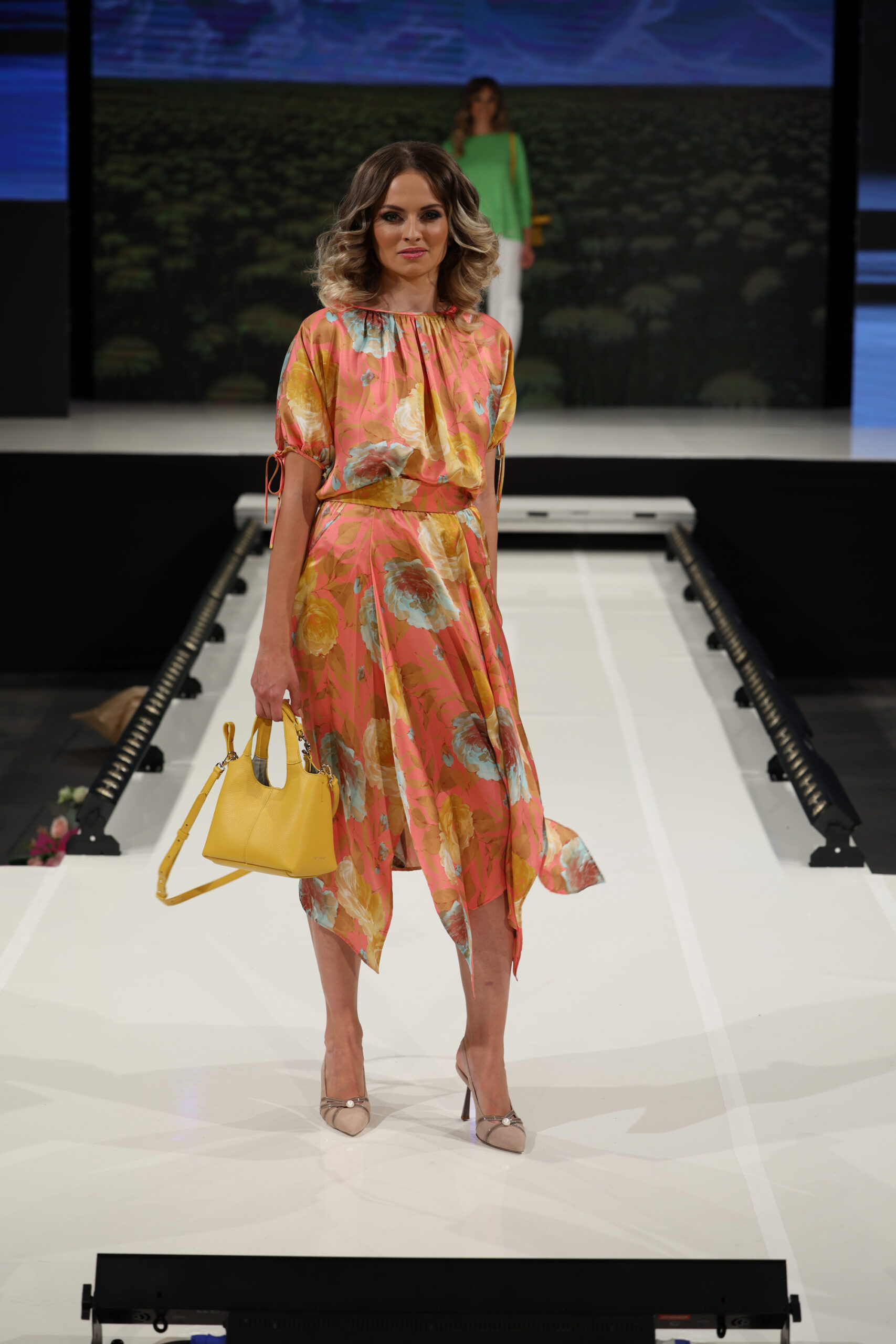 Lýdia Eckhardt Fashion show - Križovatky