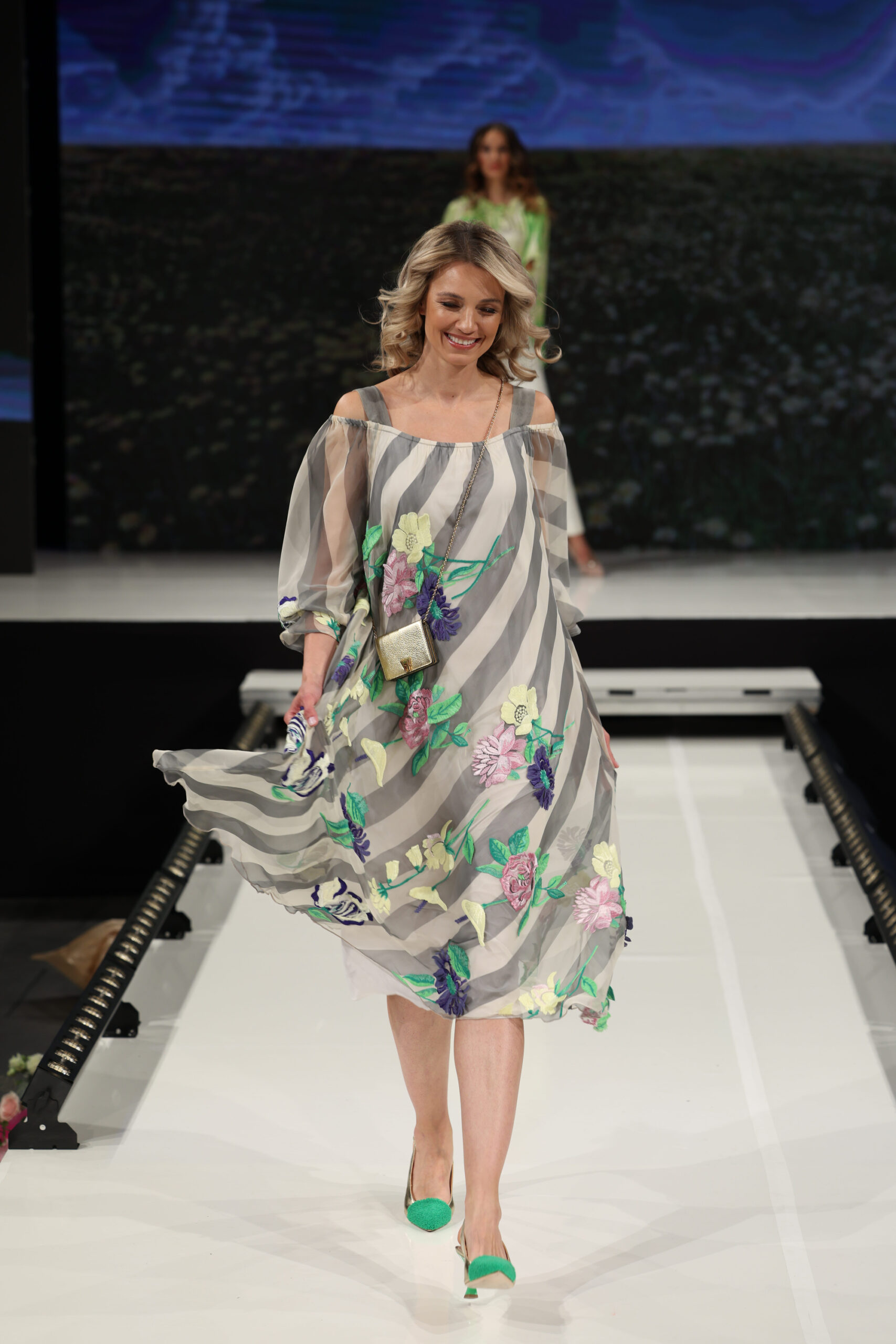 Lýdia Eckhardt Fashion show - Križovatky