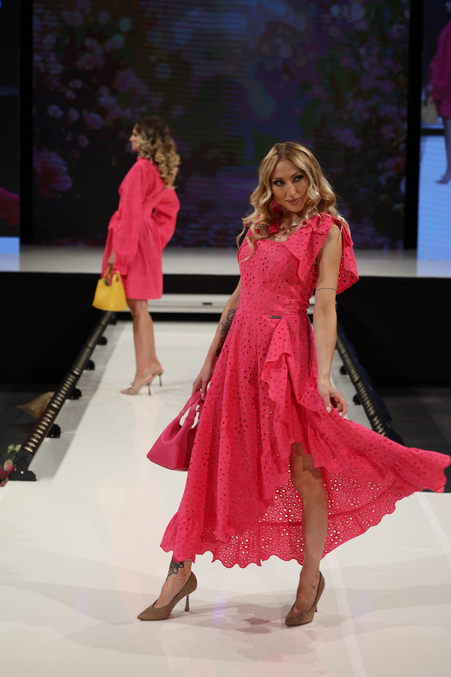 Lýdia Eckhardt Fashion show - Križovatky