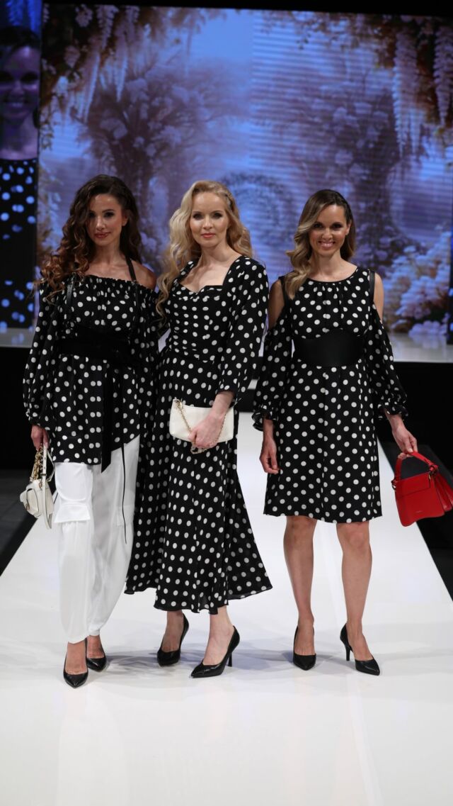 V zajatí obľúbených bodiek 👏

💃🏼Modelka: @katkaslamka @lalapolackova @petrexveronika1 
👠Topánky: @fiorangelo_sk 
👛Kabelka: @coccinelle_sk @lamio_sk 
👗Opasok: @zrzaky.sk 
💄Makeup: @revlon_sk 
💇🏼‍♀️Vlasy: @monika__zradulova 
📸Foto: @peterfrolo 

#lydiaeckhardt #lydiaeckhardt_fashion #summer #collection